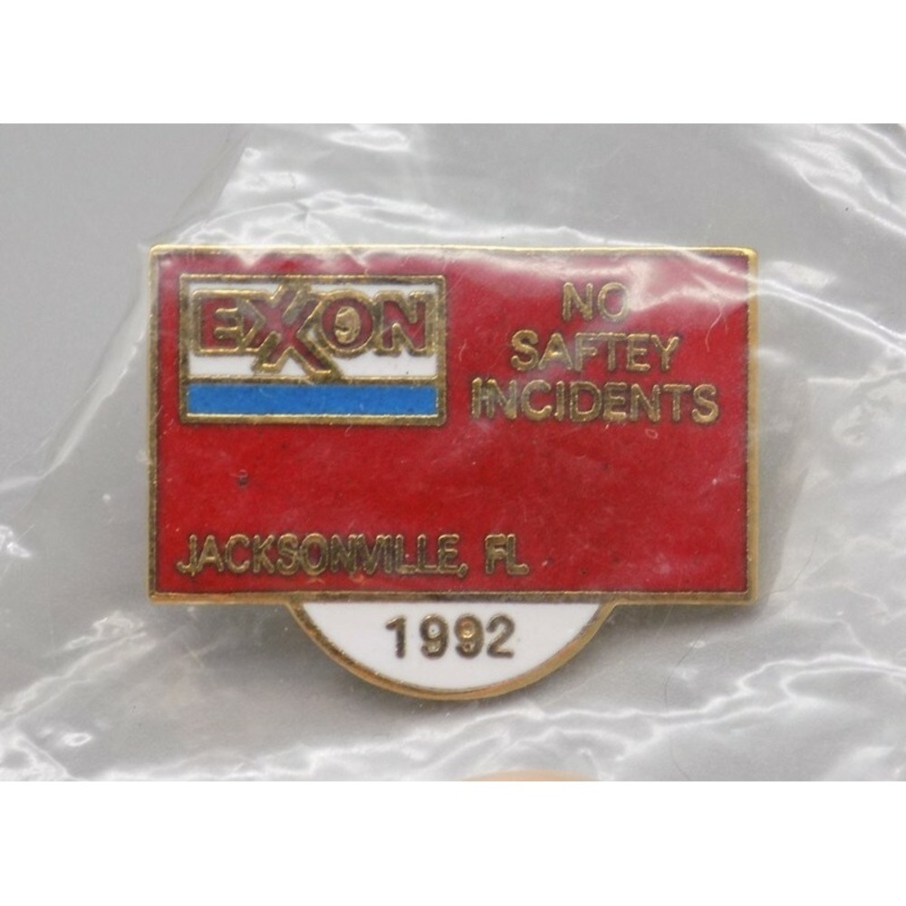 1992 Exxon Lapel Hat Pin Dealer Service No Safety Incidents FL Rare Error